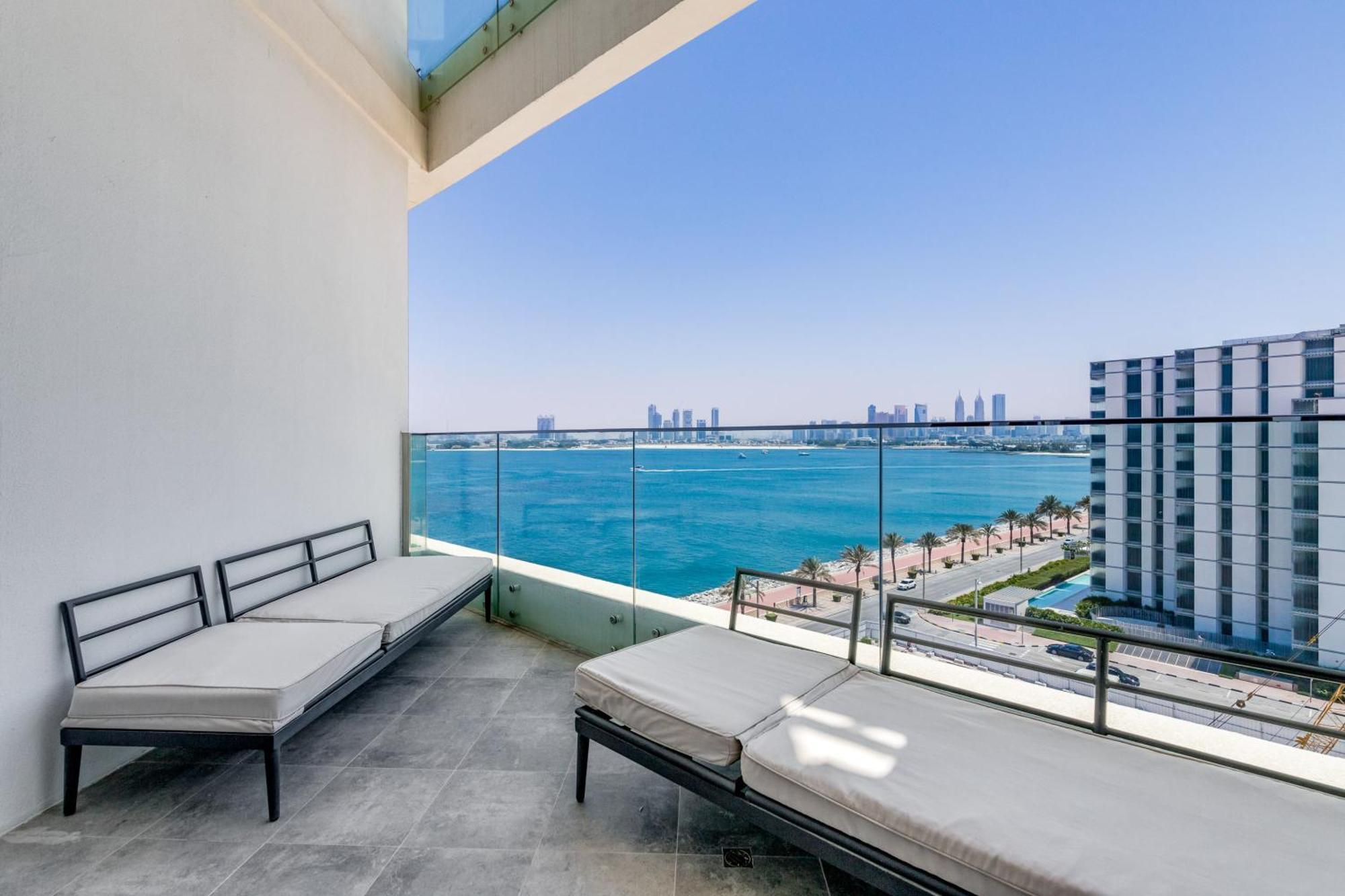 Luxury Azizi Mina Beachfront * Dubai
