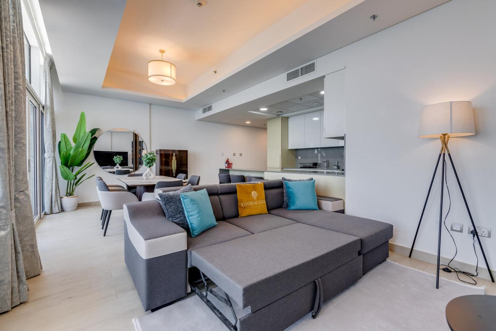 Luxury Azizi Mina Beachfront * Dubai